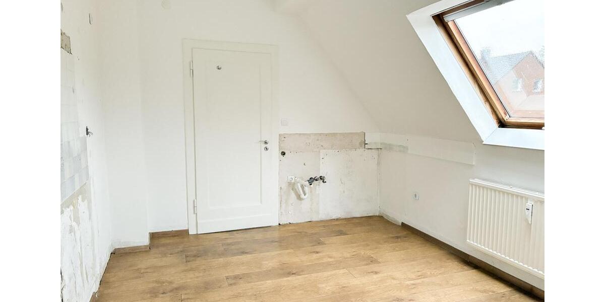 Dachgeschoßwohnung Bochum Bochum-Südwest - 3 Zimmer, 68 m&sup2;, 544&euro; | Angebot:25756964