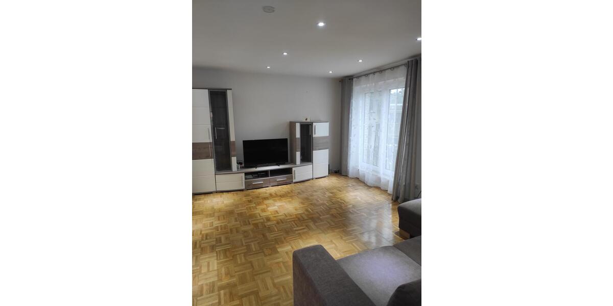 Etagenwohnung Mettmann - 2 Zimmer, 55 m&sup2;, 1.000&euro; | Angebot:25857288