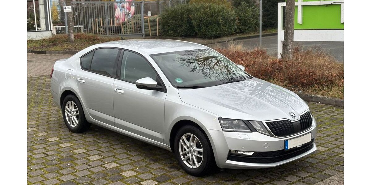 Skoda Octavia 95.000 km 11.990 &euro; Wuppertal 42277