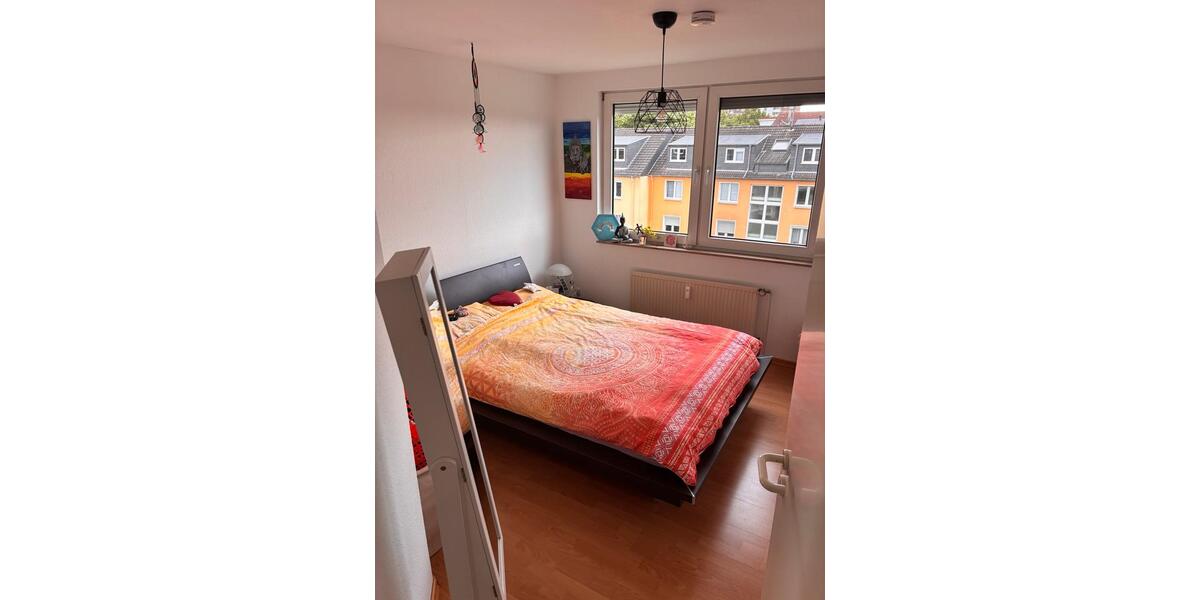 Dachgeschoßwohnung Hilden - 3 Zimmer, 77 m&sup2;, 265.000&euro; | Angebot:26538028