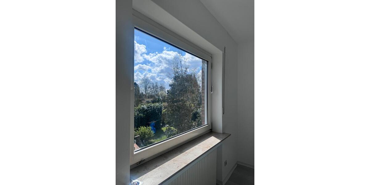 Etagenwohnung Burscheid - 4 Zimmer, 125 m&sup2;, 1.450&euro; | Angebot:25961222