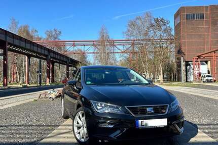 Seat Leon 104.342 km 12.100 &euro; Essen, Stadt 45327