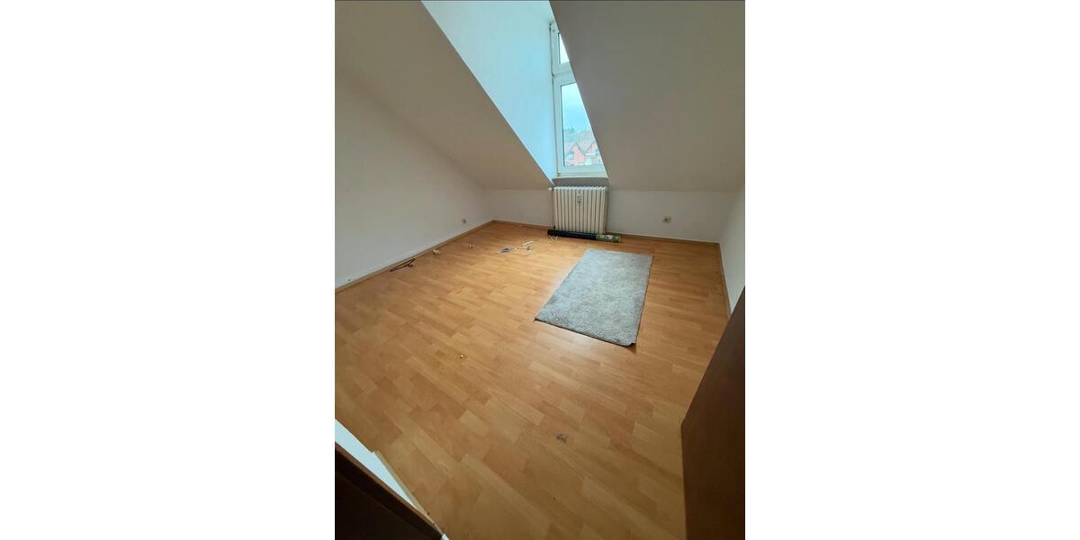 Dachgeschoßwohnung Essen Stadtbezirk IV - 3 Zimmer, 75 m&sup2;, 785&euro; | Angebot:26491263