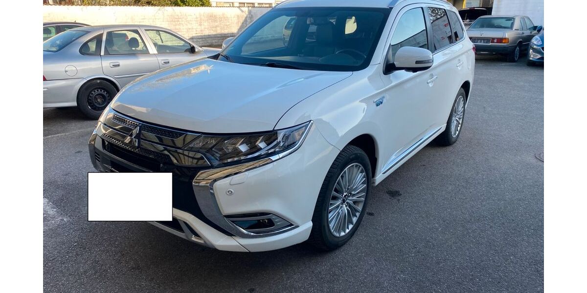 Mitsubishi Outlander 73.000 km 17.500 &euro; Monheim 40789