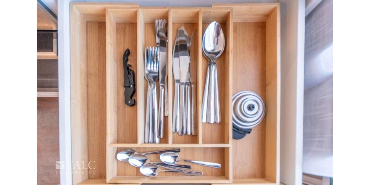 Etagenwohnung Essen Stadtkern - 1 Zimmer, 30 m&sup2;, 950&euro; | Angebot:24493587