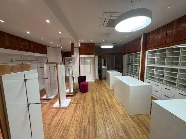 Gewerbeobjekt Mülheim an der Ruhr Mitte - 1.500&euro; | Angebot:25683162