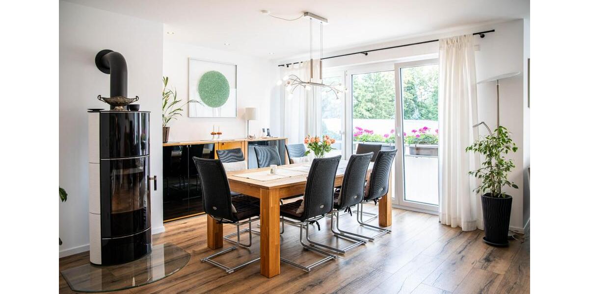 Einfamilienhaus Hilden - 8 Zimmer, 240 m&sup2;, 970.000&euro; | Angebot:25871721