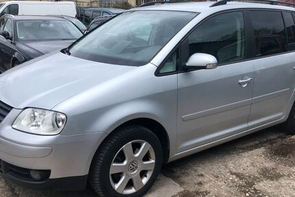 VW Touran 174.564 km 2.290 &euro; Düsseldorf 40231