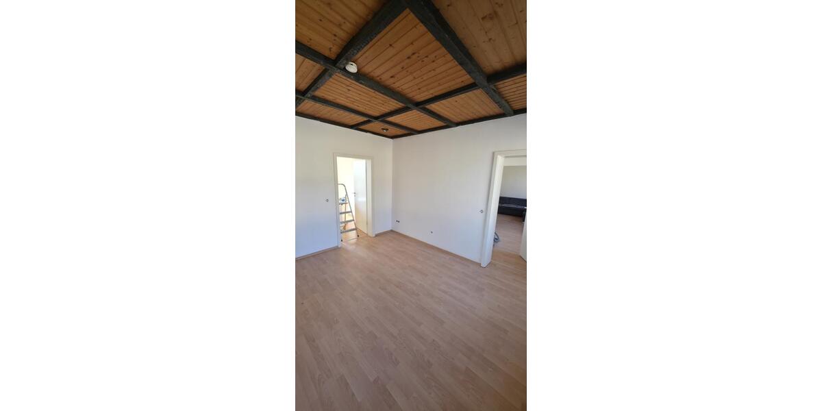 Etagenwohnung Solingen Central - 3 Zimmer, 65 m&sup2;, 635&euro; | Angebot:25921627