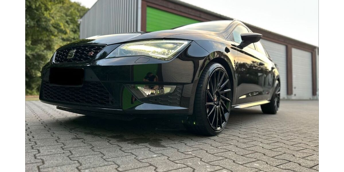 Seat Leon 118.500 km 14.000 &euro; Hagen 58135