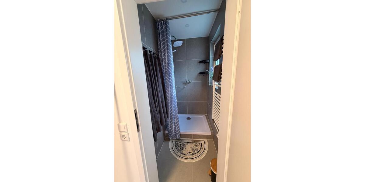 Ferienimmobilie Hilden - 90&euro; | Angebot:23806425