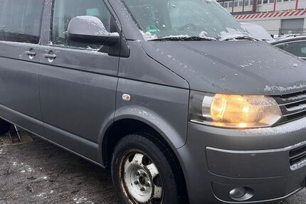 VW T5 Caravelle 297.000 km 9.250 &euro; wuppertal 42285