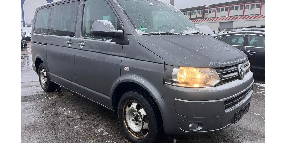 VW T5 Caravelle 297.000 km 9.250 &euro; wuppertal 42285