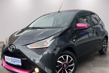 Toyota Aygo (X) 51.924 km 10.970 &euro; Essen 45145