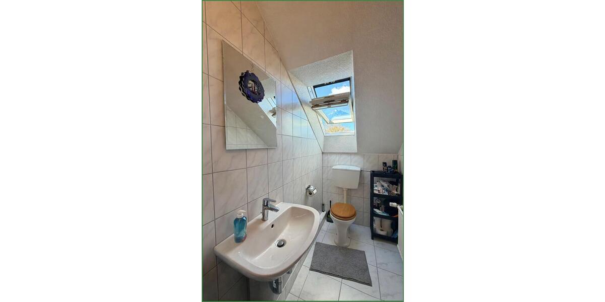 Dachgeschoßwohnung Burscheid - 2 Zimmer, 55 m&sup2;, 440&euro; | Angebot:26005601