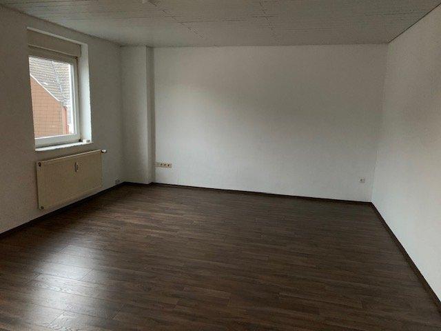 Etagenwohnung Solingen Central - 2 Zimmer, 72 m&sup2;, 650&euro; | Angebot:26632060
