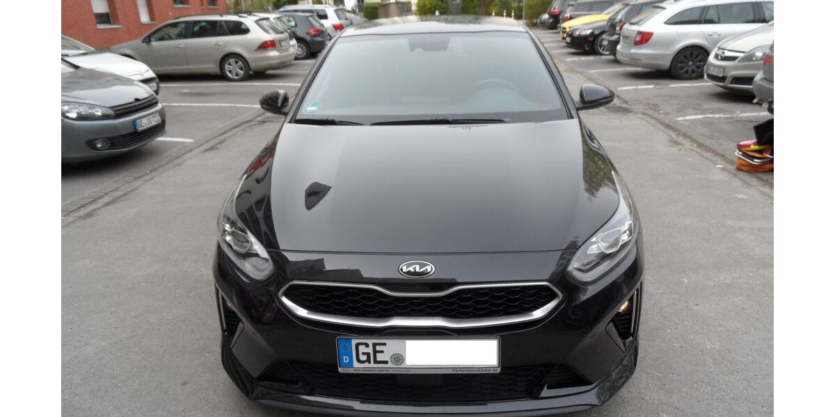 Kia ceed / Ceed 33.659 km 21.900 &euro; Gelsenkirchen 45883