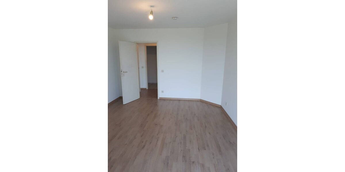 Etagenwohnung Bochum Linden - 3 Zimmer, 102 m&sup2;, 1.050&euro; | Angebot:26413975