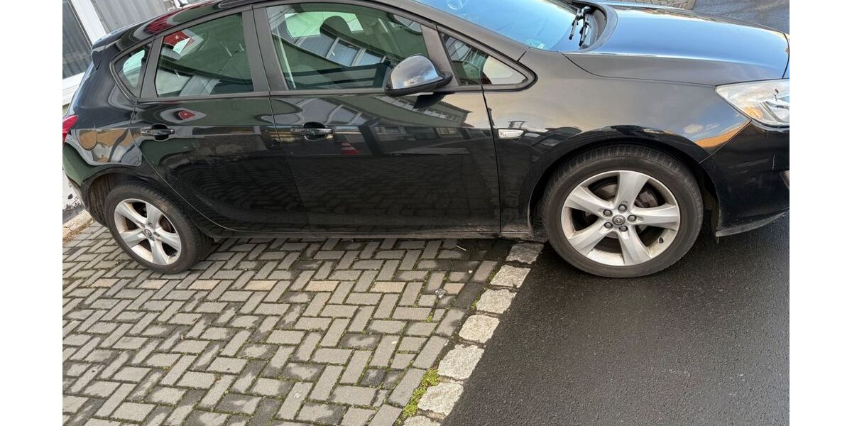 Opel Astra 67.000 km 8.450 &euro; Mettmann 40822