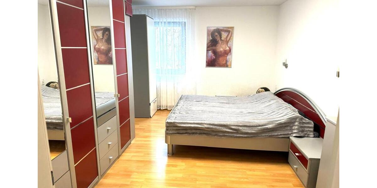 Einfamilienhaus Erkrath - 8 Zimmer, 228 m&sup2;, 599.000&euro; | Angebot:24310026