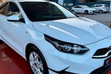 Kia ceed / Ceed 20.953 km 18.490 &euro; Düsseldorf 40589