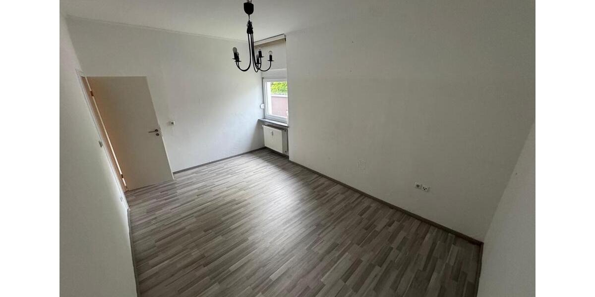 Hochparterre Wuppertal Gemarkung Langerfeld - 3 Zimmer, 74 m&sup2;, 900&euro; | Angebot:26563181