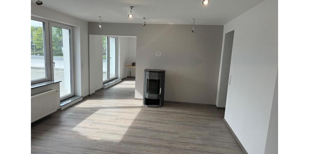 Erdgeschoßwohnung Ennepetal - 3 Zimmer, 110 m&sup2;, 840&euro; | Angebot:26636772
