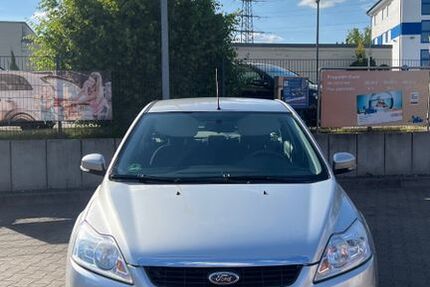 Ford Focus 112.000 km 3.500 &euro; Düsseldorf 40472