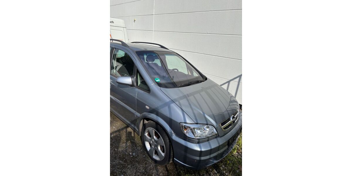 Opel Zafira 181.000 km 1.500 &euro; Essen 45309