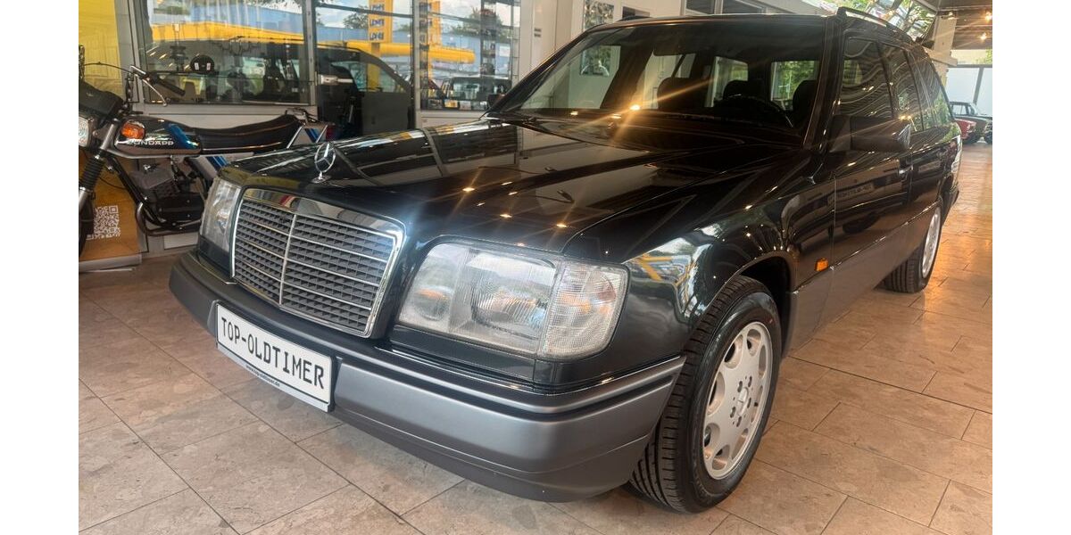 Mercedes-Benz E 200 150.000 km 14.900 &euro; Wülfrath 42489