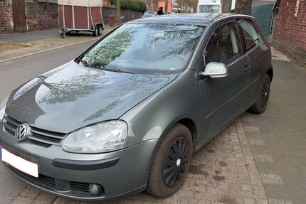 VW Golf 189.000 km 999 &euro; Essen 45329
