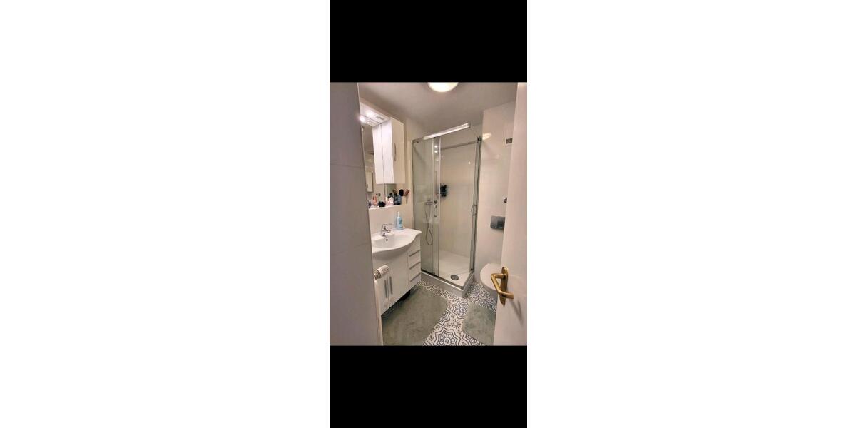 Etagenwohnung Essen Stadtkern - 2 Zimmer, 38 m&sup2;, 500&euro; | Angebot:26631266