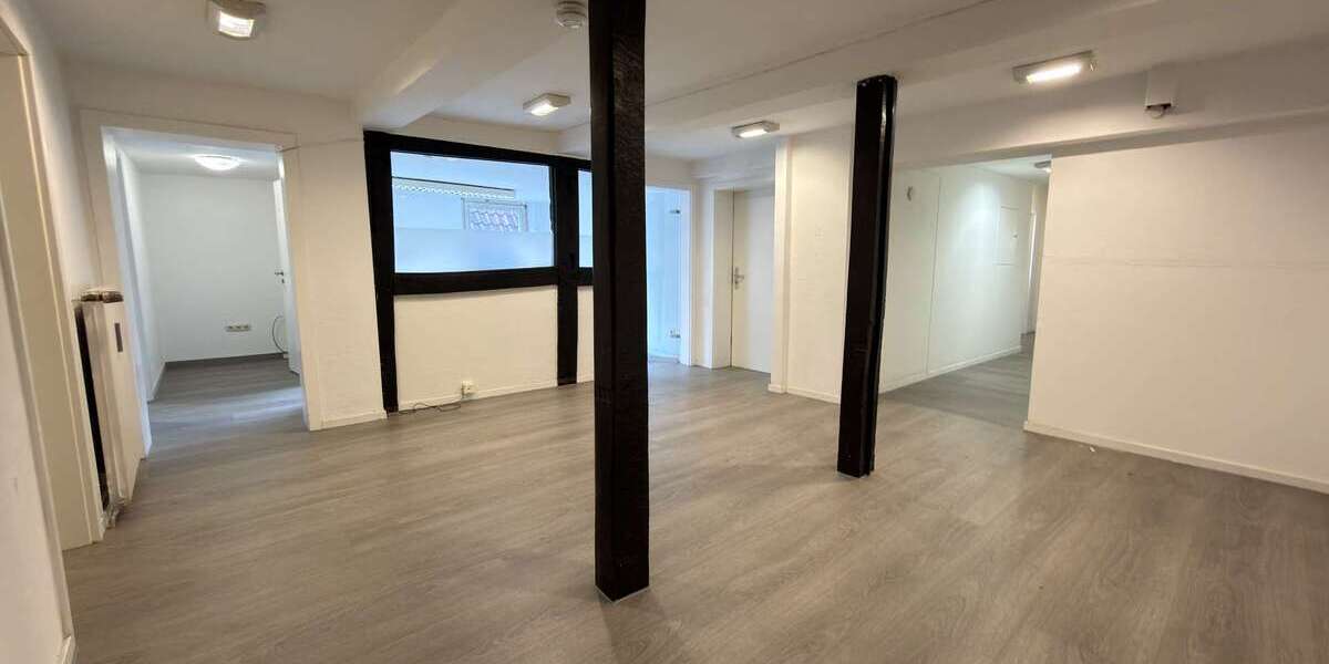 Büro- und Praxisfläche in Hattingen-Altstadt mit IT-Raum, LAN, Seminarraum & Garten - Gewerbeobjekt Hattingen Baak | Angebot:26066718