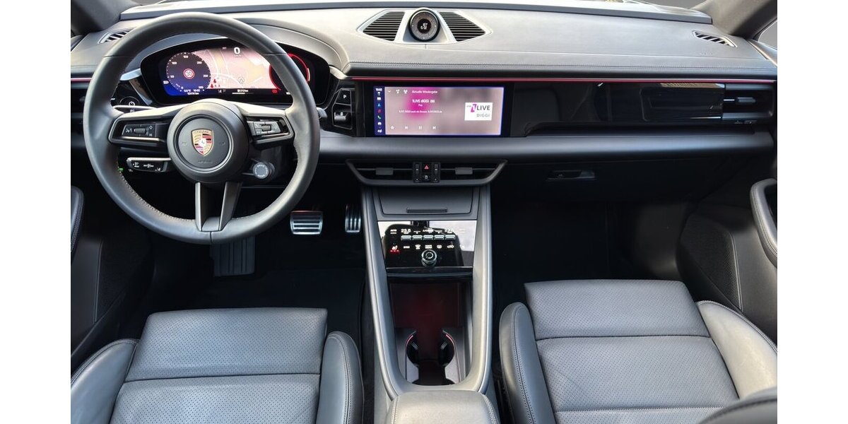 Porsche Macan 4 Chrono Pano Sportsitz 0,25% 12.490 km 76.600 &euro; Wuppertal 42327