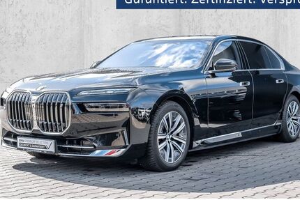 BMW i7 34.465 km 103.870 &euro; Velbert 42553