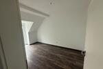 Dachgeschoßwohnung Remscheid Gemarkung Bergisch Born - 2 Zimmer, 75 m&sup2;, 600&euro; | Angebot:26515545