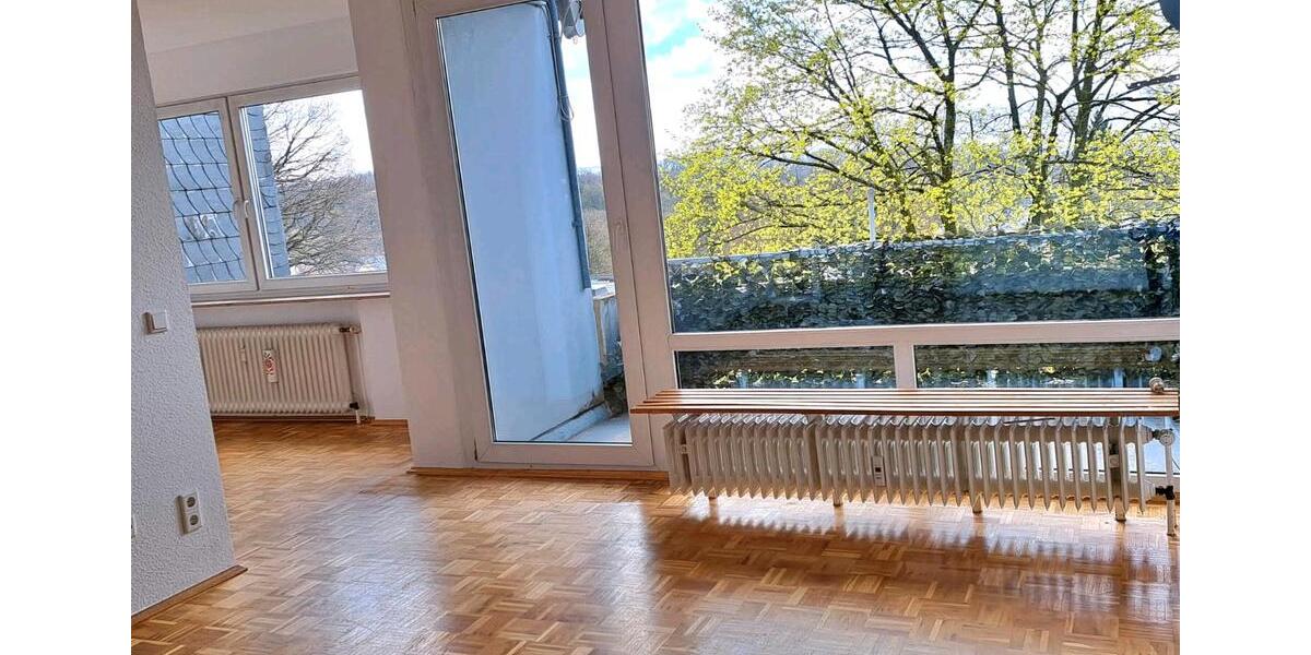 Etagenwohnung Wuppertal Barmen - 3 Zimmer, 85 m&sup2;, 750&euro; | Angebot:25956697