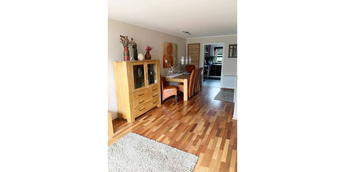 Reihenmittelhaus Langenfeld (Rheinland) Berghausen - 5 Zimmer, 142 m&sup2;, 600.000&euro; | Angebot:25675245
