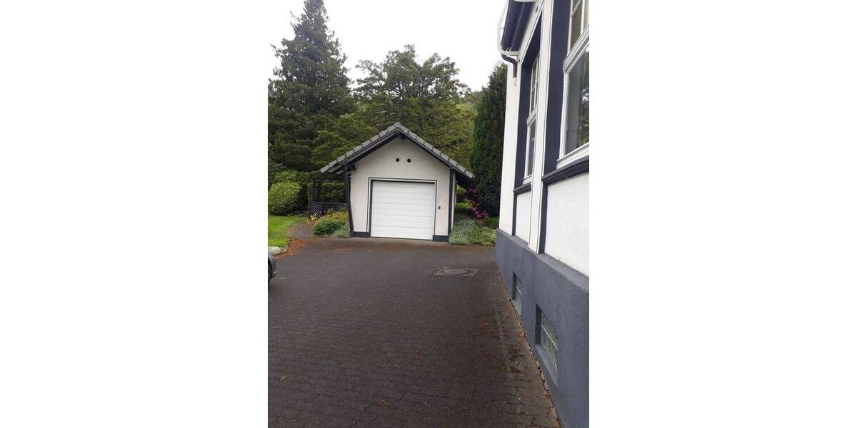Einfamilienhaus Halver Carthausen - 7 Zimmer, 250 m&sup2;, 258.000&euro; | Angebot:26671951