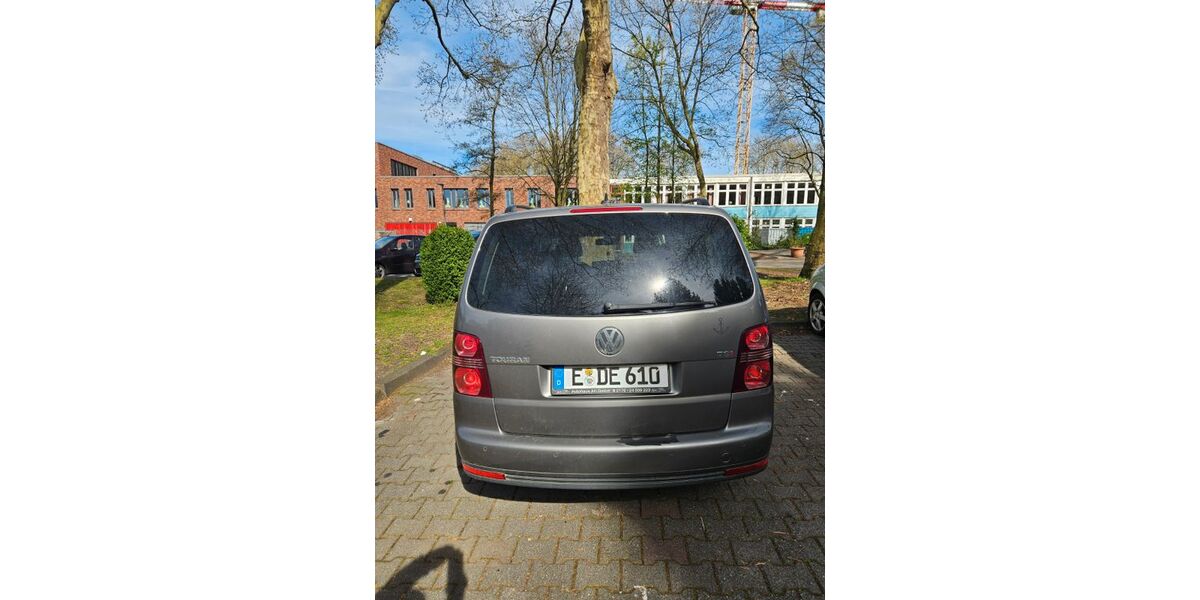 VW Touran 171.517 km 4.500 &euro; Essen 45326
