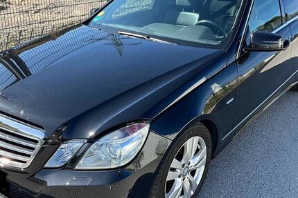 Mercedes-Benz E 250 290.000 km 3.900 &euro; Wuppertal 42349