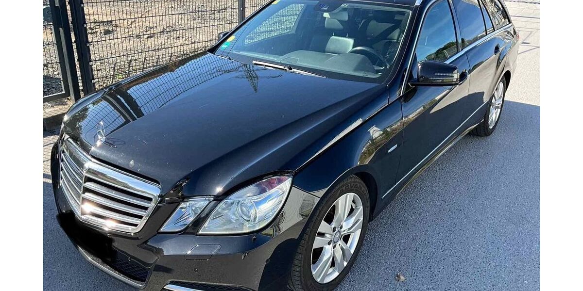 Mercedes-Benz E 250 290.000 km 3.900 &euro; Wuppertal 42349
