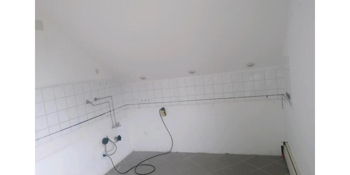 Etagenwohnung Schwelm - 3 Zimmer, 98 m&sup2;, 700&euro; | Angebot:26507397