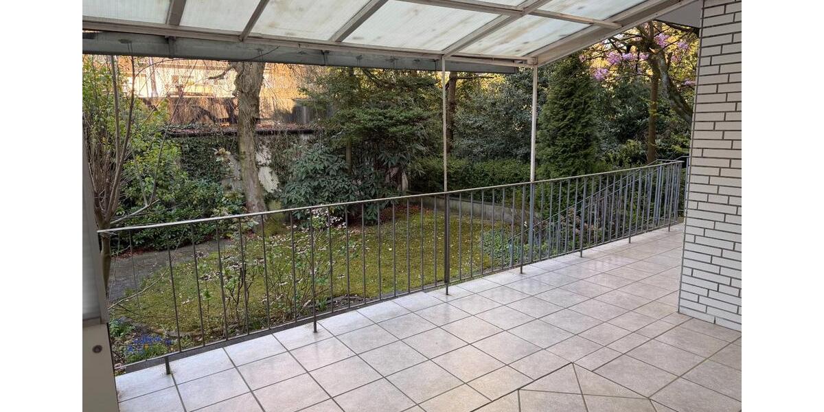 Erdgeschoßwohnung Gelsenkirchen Gelsenkirchen-Mitte - 3.5 Zimmer, 125 m&sup2;, 1.500&euro; | Angebot:26538381