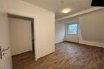 Dachgeschoßwohnung Bochum Günnigfeld - 5 Zimmer, 108 m&sup2;, 1.100&euro; | Angebot:26616645