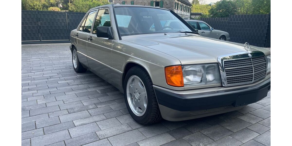 Mercedes-Benz 190 49.300 km 19.999 &euro; Hagen 58093