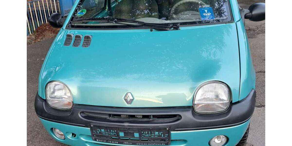 Renault Twingo 102.742 km 2.600 &euro; Düsseldorf 40549