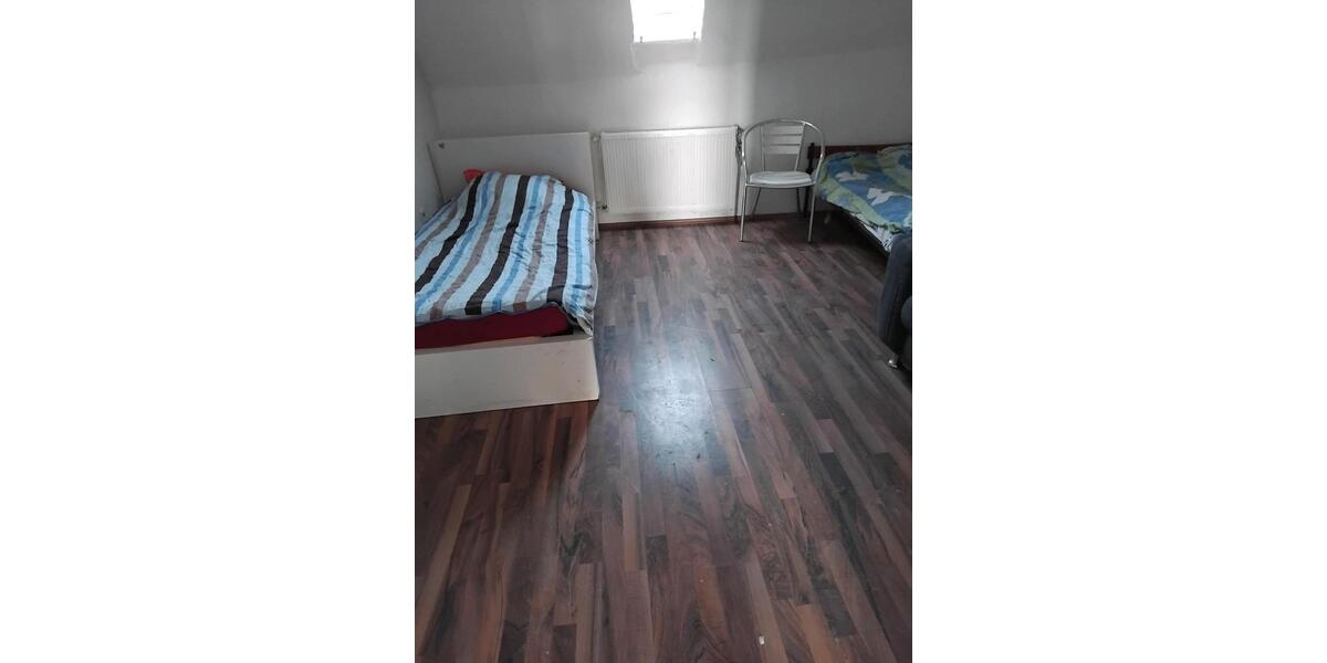 Dachgeschoßwohnung Bochum Bochum-Mitte - 4 Zimmer, 47 m&sup2;, 500&euro; | Angebot:26620057