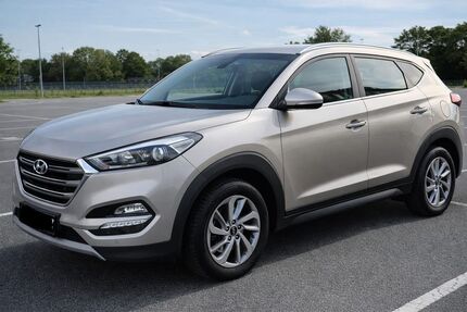 Hyundai TUCSON 83.000 km 13.790 &euro; Solingen 42697