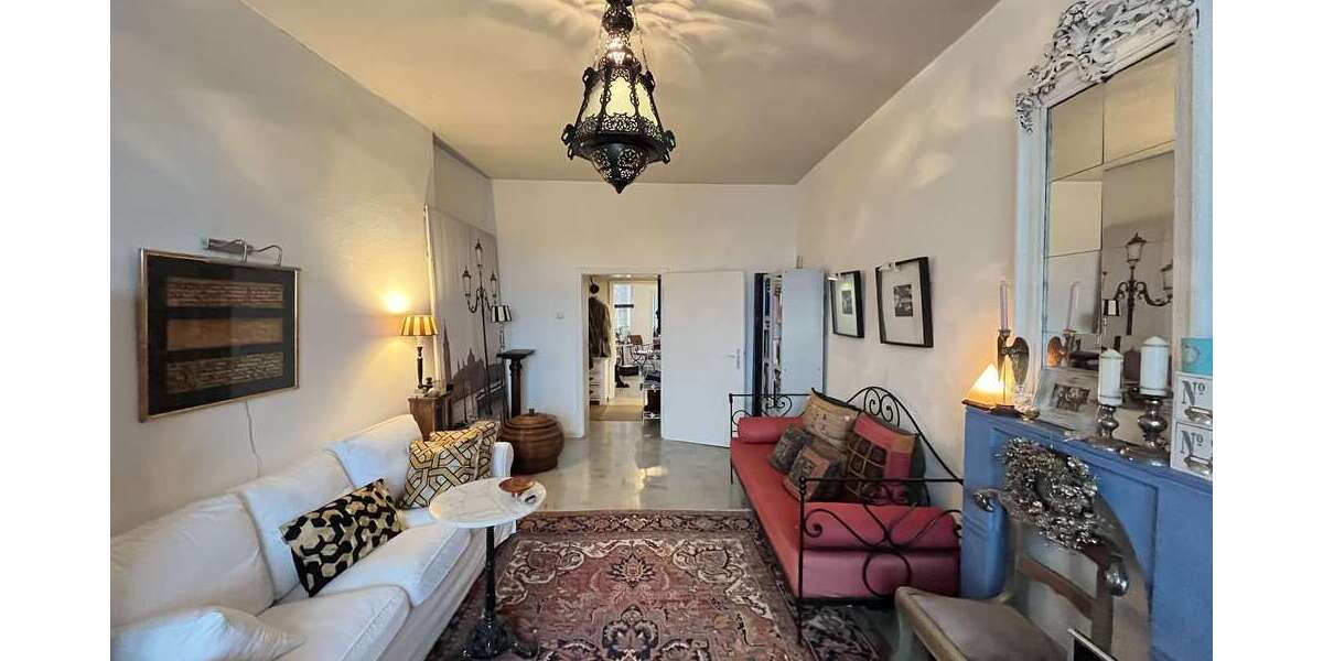 Etagenwohnung Düsseldorf Düsseltal - 2 Zimmer, 65 m&sup2;, 239.000&euro; | Angebot:25957799